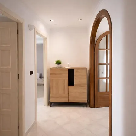 Viandante Charm&simple Apartmente 特罗佩阿